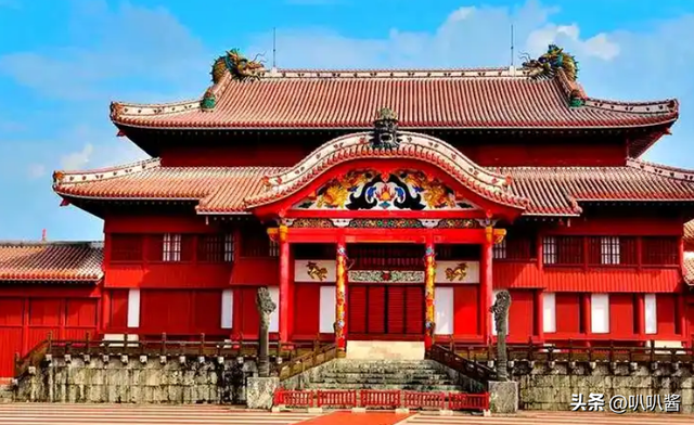 琉球不属于日本！中俄军队包围琉球，韩国紧急避险，高市怕啥来啥