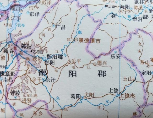 标题：撕开三国地图假象！蜀吴仅靠3个点续命，真相颠覆认知