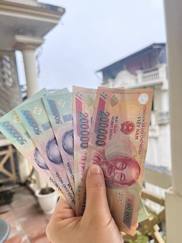 走进越南边境老街省，一桥之隔的中越城市差别有多大，对面是中国