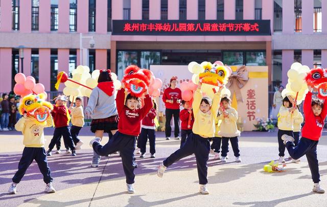 寻迹古城文脉 定格亲子时光