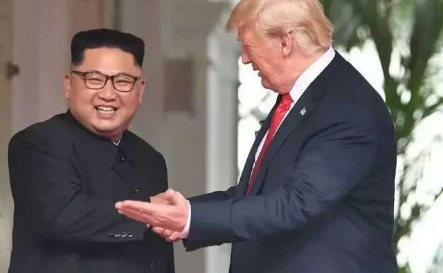金正恩会见核部门科技人员