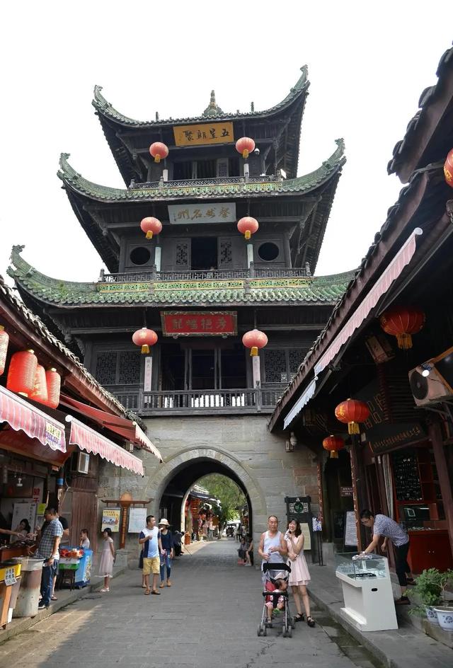 四川旅游必去的十大宝藏地,个个都是神仙景点!你去过几个?