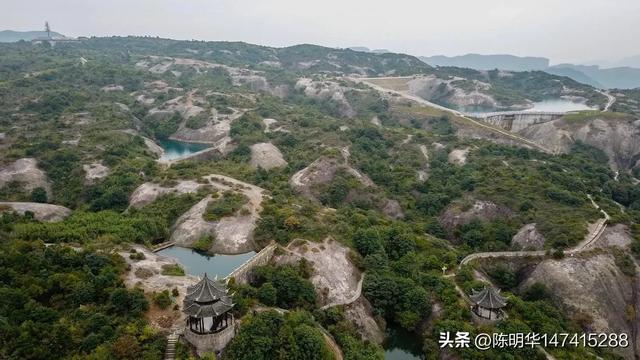 方山晚秋:山海间的晨光与岁月温柔