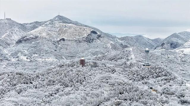 商洛2025年冬初雪