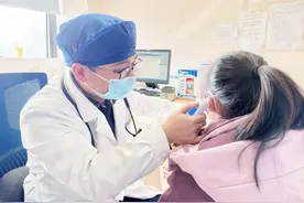7岁小孩只因吃了一口蛋糕，脖子就像被铁圈勒住一样！医生提醒：食物过敏并非简单的“挑食”图片