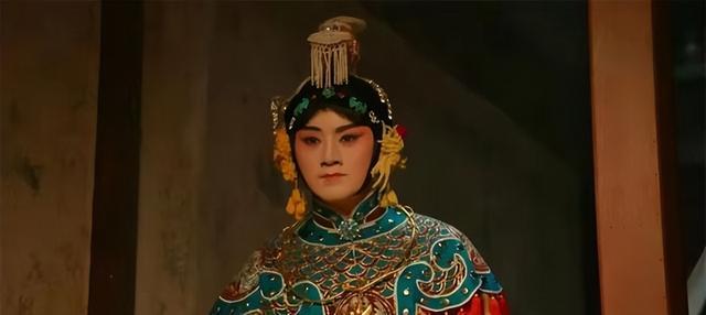 《戏台》票房逆袭破亿，曾遭资方5度撤资，难怪黄渤0片酬也要演