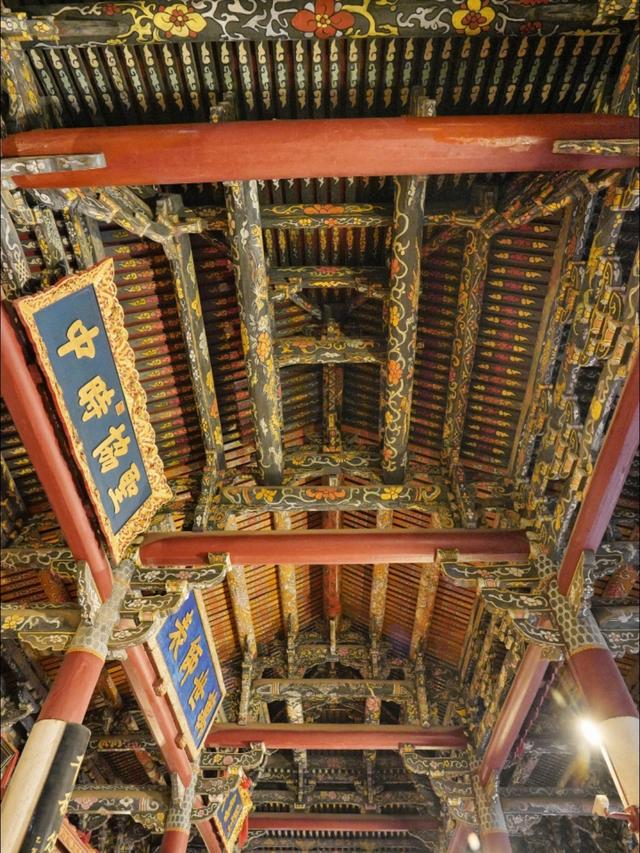 面对晋江、石狮的迅猛追赶，泉州鲤城的未来何去何从？