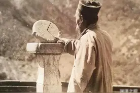 “白虎穿堂，家败人亡”，白虎指的是啥？很多人都不清楚图片