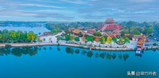 我是南阳人，从开封和洛阳游玩回来，实话实说两座城市差距太大了