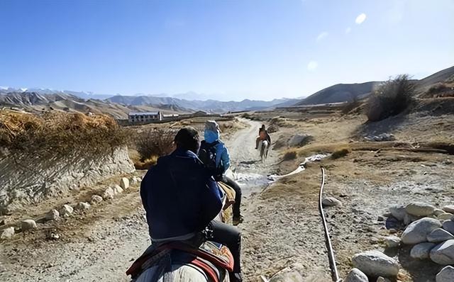 西藏旁有个神秘王国，独立存在600多年，去过的中国人不足2位数