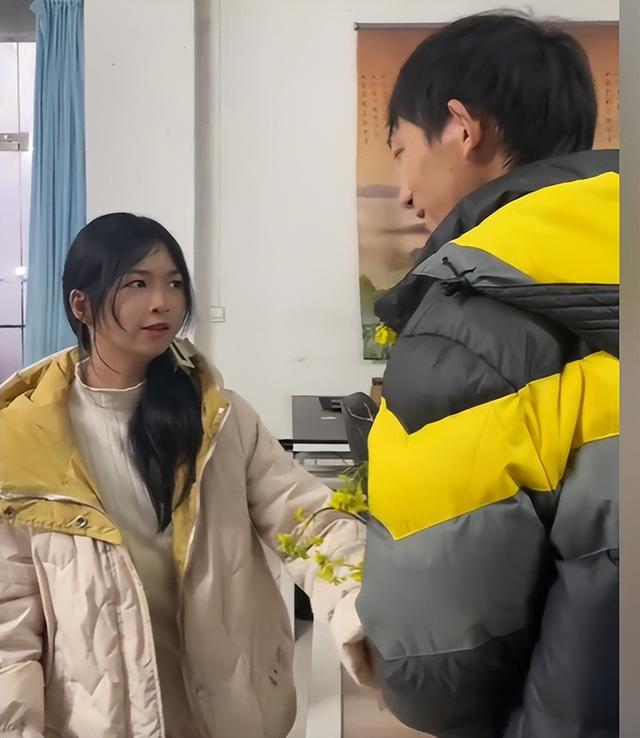 小伙娶22岁脑瘫女子：颜值出众会做饭，只要不生孩子，其余挺好的