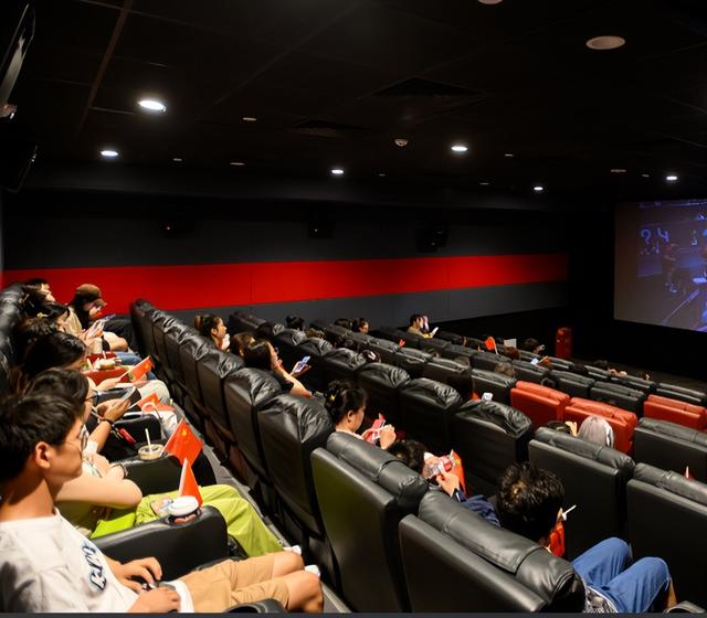 上映56天	，仅38个观众，片方分账390元，2026年最惨电影诞生