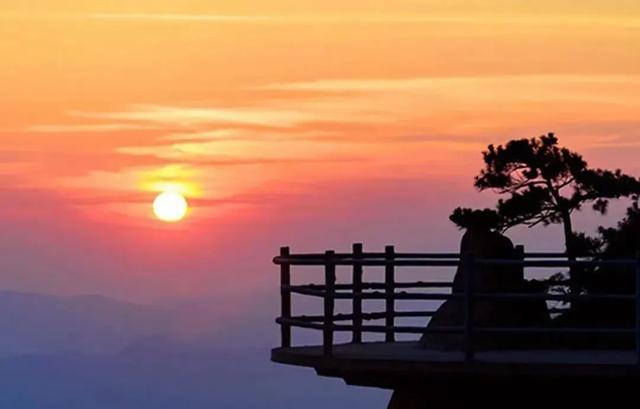 九华山的日落,是天空写给大地的情书