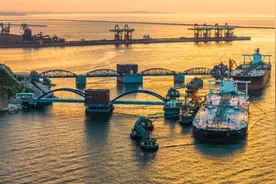 全国港口1-10月吞吐量排名出炉：除了深圳港，全线飘红！ | 港口圈图片