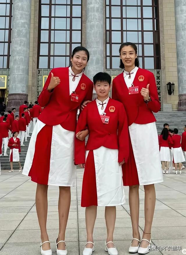 活了大半辈子，总算明白了，为什么说没有对比就没有伤害？