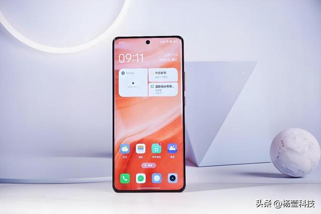 真我GT7 Pro逆袭登顶 3000元档性价比王座易主