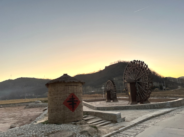 发现最美铁路·西延时光印记|钢轨串珠成链 激活陕北文旅新图景