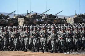 原来我们自己才是真正的战斗民族！中国人火力不足恐惧症过于真实图片