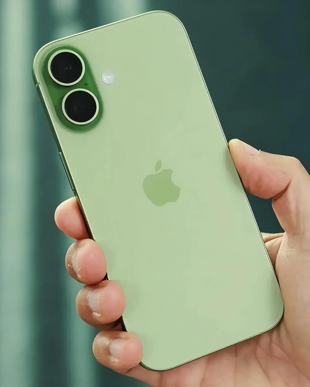 iPhone 17 一个月真实体验评测_苹果17_屏幕观感与户外可见性分析