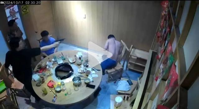菲律宾火锅店里连开七枪射杀中国男子，“宝龙”落网！警方披露：系多国在逃犯，还涉嫌绑架14岁中国男孩