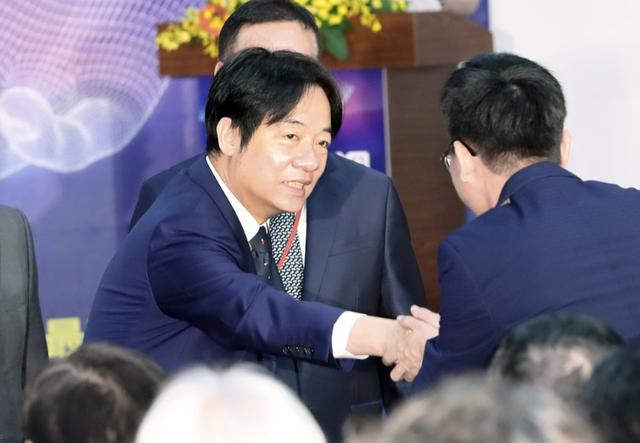 中国正式官宣，九三阅兵这一天，这些人必邀出席，民进党满盘皆输
