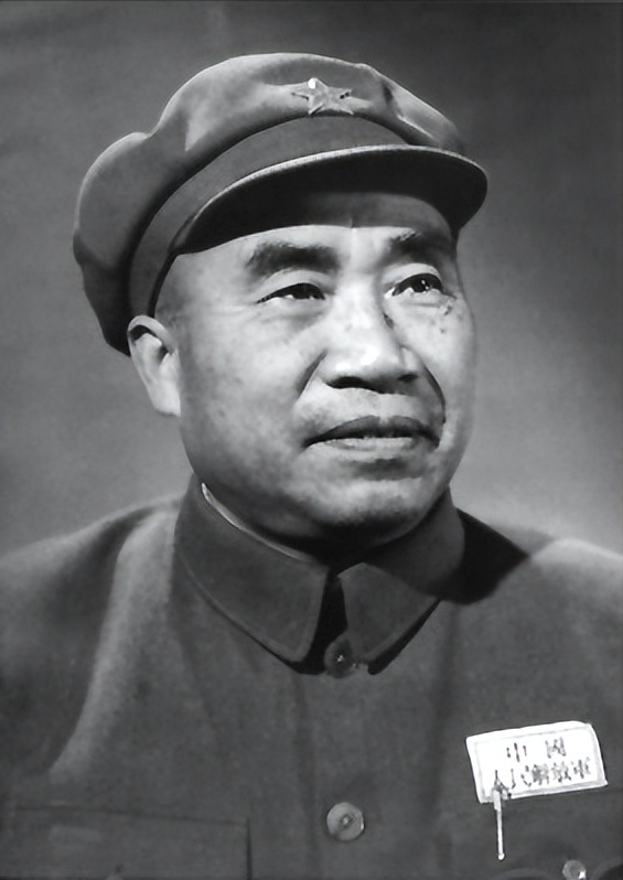 彭德怀临终前拒绝见主席和周总理，却渴望见到他一面
