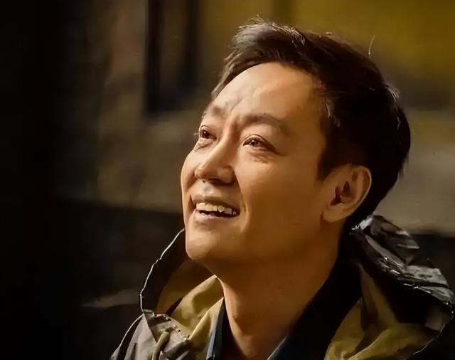 辛柏青丧妻刚满100天，离谱的事就发生了，被撮合娶马伊琍引争议