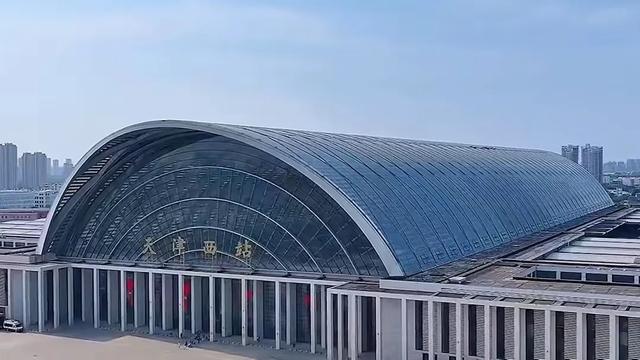 为什么“烟台火车站”会被网友称为“风洞实验室”？