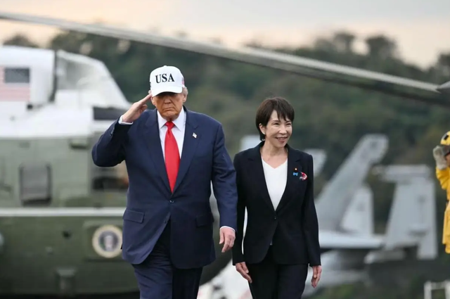 拖了38天，高市早苗对中国统一方式，首次作出回应，中方：没资格