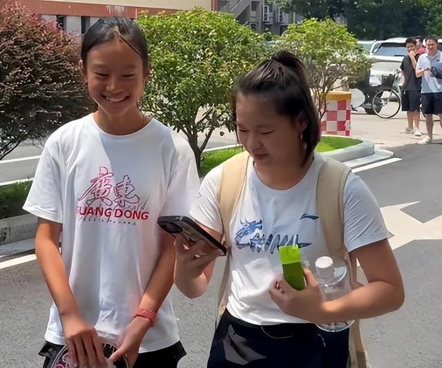 事实证明，身材走样、比赛失利的全红婵，如今已走上了另一条道路