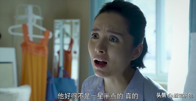 她26岁成双料影后，二婚嫁靳东高龄生下两子，今48岁美得自信从容