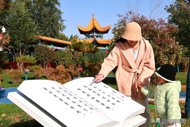 山丹南湖秋意浓 美景如画引客来