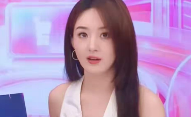 翻车了！38岁赵丽颖直播带货、绯闻缠身，担心的事还是发生