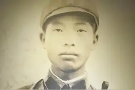 英雄王杰舍身救下12条生命，八年未婚妻守候终生，每年都去祭拜图片