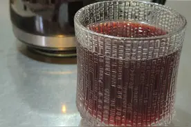 古法酸梅汤轻松做！我用了十年可以出摊的配比 一喝一个停不下来！图片