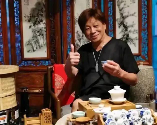 77岁梁小龙去世！生前一天还和好友聚餐，社交账号今天还在更新