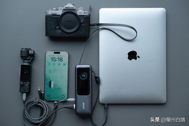 带着 10W 的装备出发去新疆，10 天 9 晚结果天塌了......
