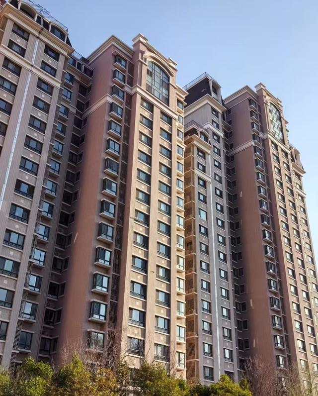 干了8年中介，卖了80套二手房，我总结出15条买二手房的注意事项