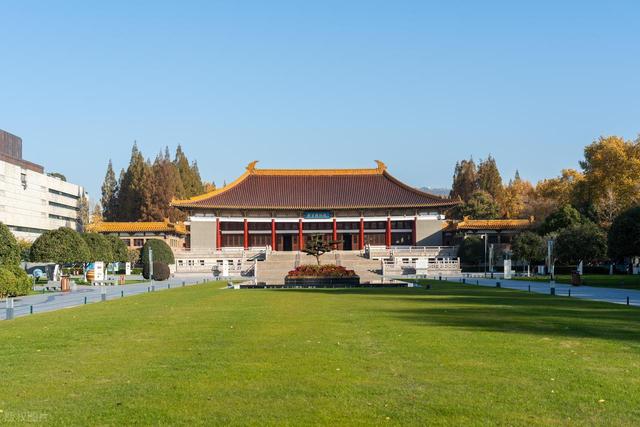 南京最值得去的10个免费景点推荐，不花一分钱玩转金陵城！快码住