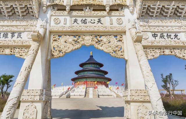 丝路驼铃遇绿电风车：甘肃的古今交响与2030新图景