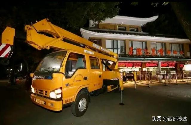 灵隐寺拆了售票处，撕开了多少寺庙的尴尬