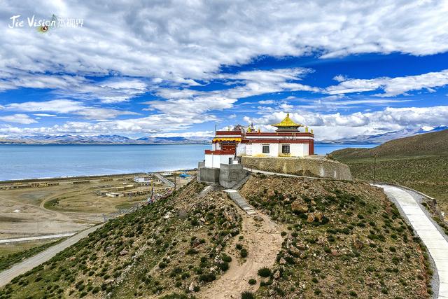 西藏“圣湖”与“鬼湖”的千年对峙！去阿里隐藏着的世界级奇景！