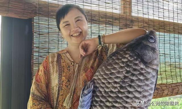 月港古街堤畔，听涛轩用餐：八方食客皆欣赏，小楼小院快乐悠长…