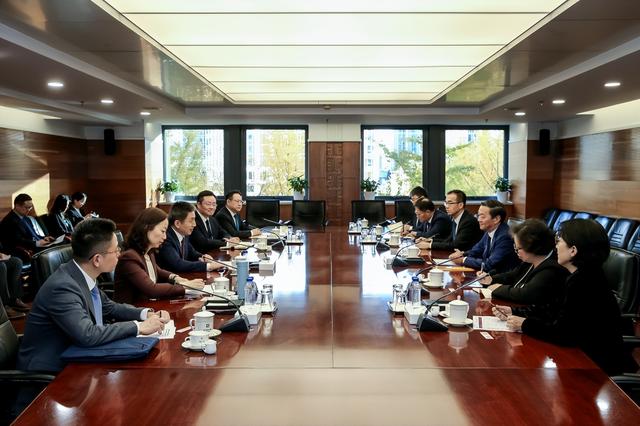 多国专机抵京，李成钢再度挂帅对美谈判，中国想要的，美方答应了