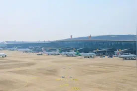 “五一”买机票攻略：错峰购票实惠多！图片