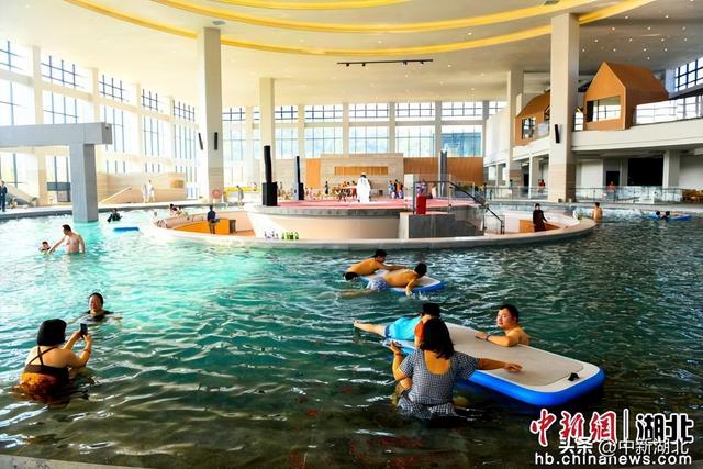湖北咸宁首家大型温泉水汇综合体开业