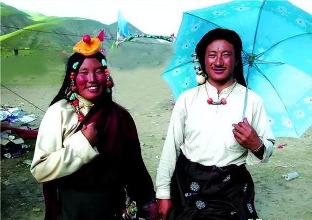 这个一妻多夫制的民族，晚上怎么过？女人直言：没有幸福可言