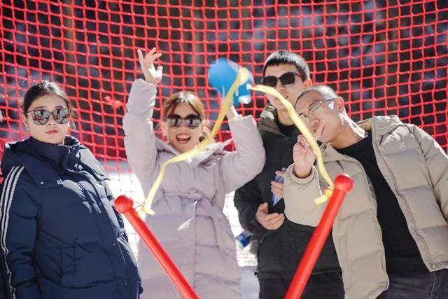 秒变冬日游乐场！燃情毕棚沟，今天“wow”不停~