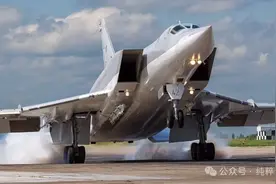 高大威猛、简单粗暴的战斗机器，图-22M3“逆火”轰炸机图片