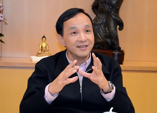 票数大幅领先，国民党新主席已定？张亚中通告全岛，两岸是一家人